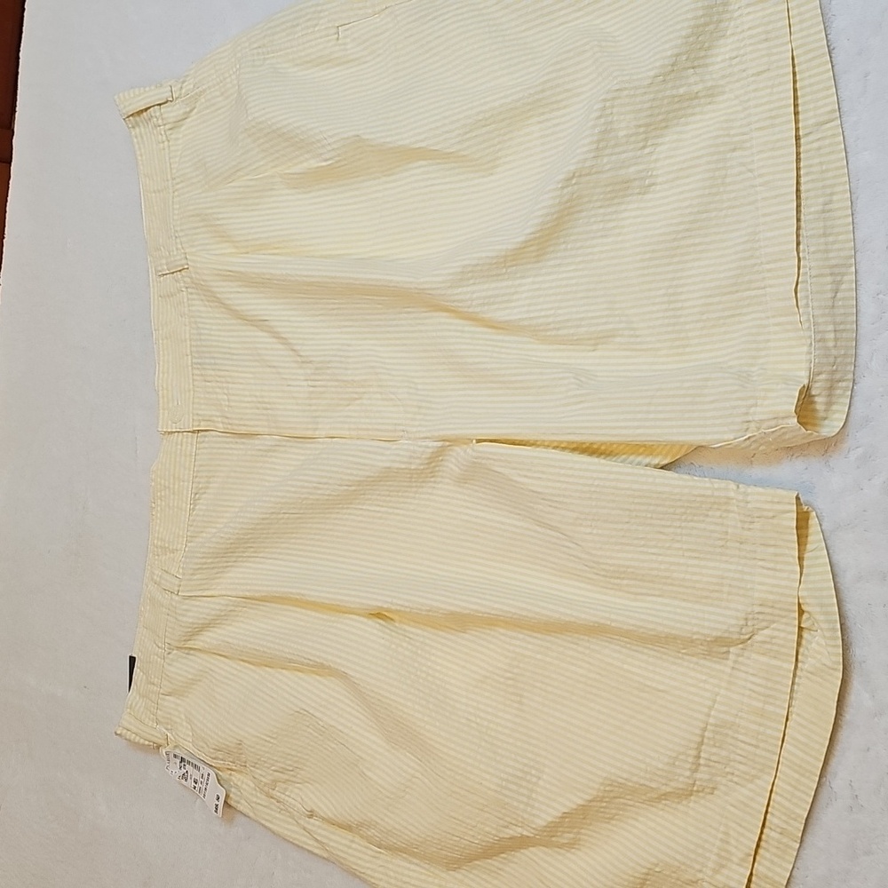 Jos. A. Banks Men's Yellow Striped Shorts Size 44